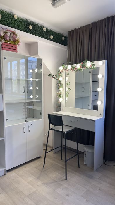 Сдам в аренду место для визажиста