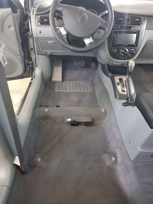 Авто мойка  предлагает свои услуги