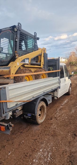 Услуги с Бобкат.