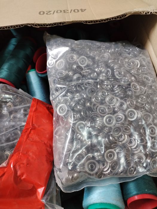 Ластици Конци Ципове Въжета Плат