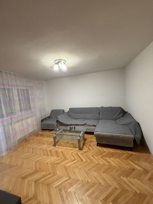 Apartament de inchiriat
