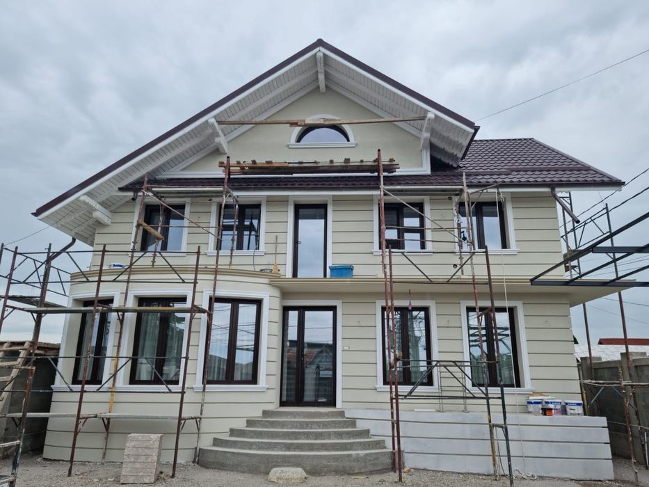 Manopera tencuiala decorativa aplicatori termosistem vata polistiren