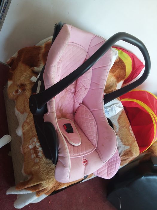 Бебешка количка, кошара за бебе