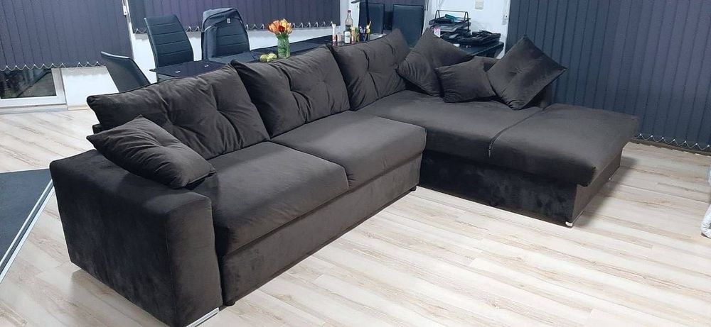 Разтегателен ъглов диван