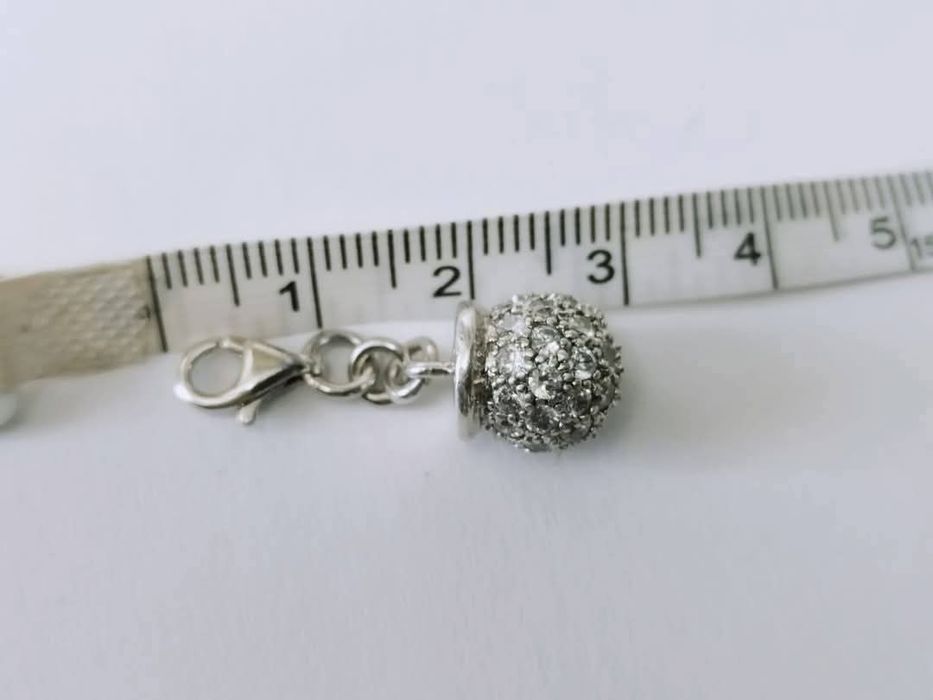 Vechi pandantiv charm din argint de 925 cu pietricele albe zirconiu