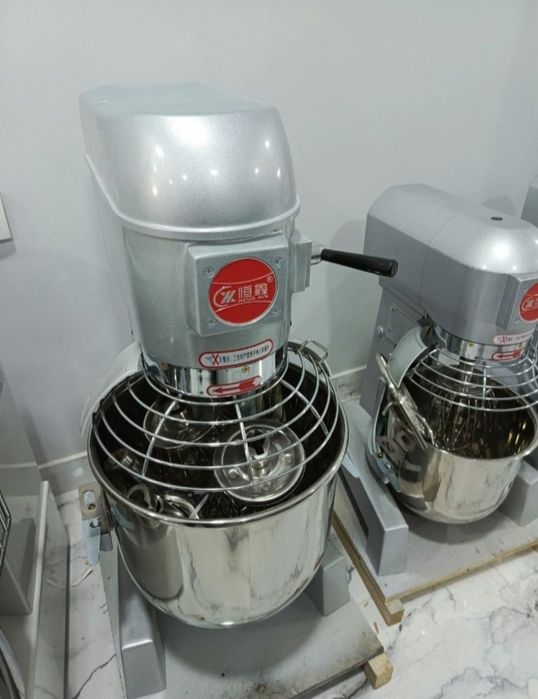 Mikser aparat hamir qoradigan miksir