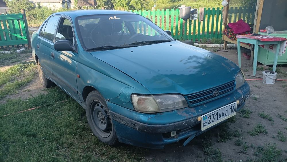 Машина карина е 1996ж 1,6 обем