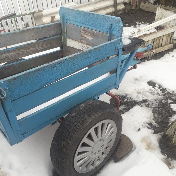 Remorca  construita manual