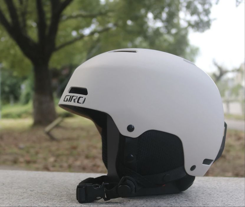 Шлема Giro для сноуборда и лыж