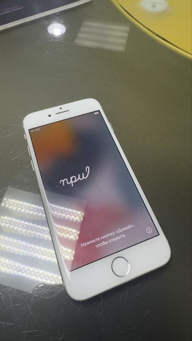 Продам Iphone 7 32GB