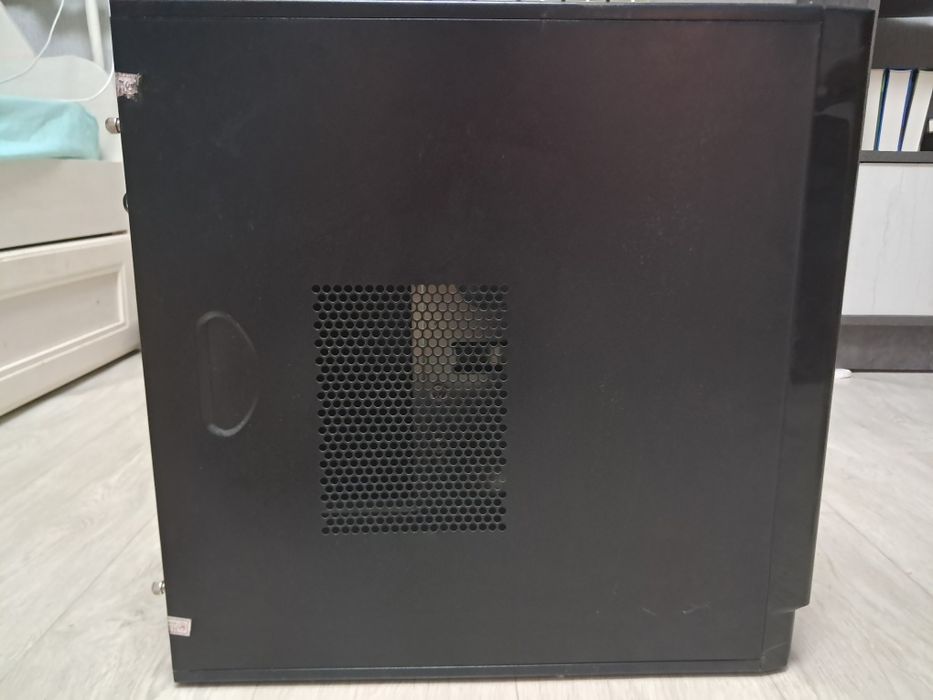 Продаю корпус от пк
