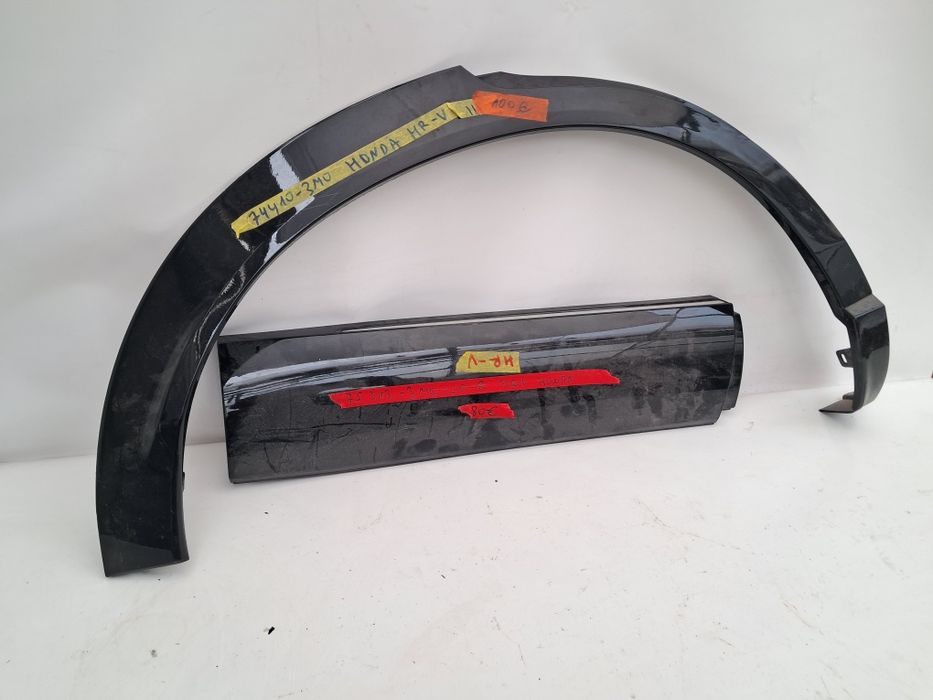 Лайснa  калник врата  хонда Honda HR-V  2021/25г