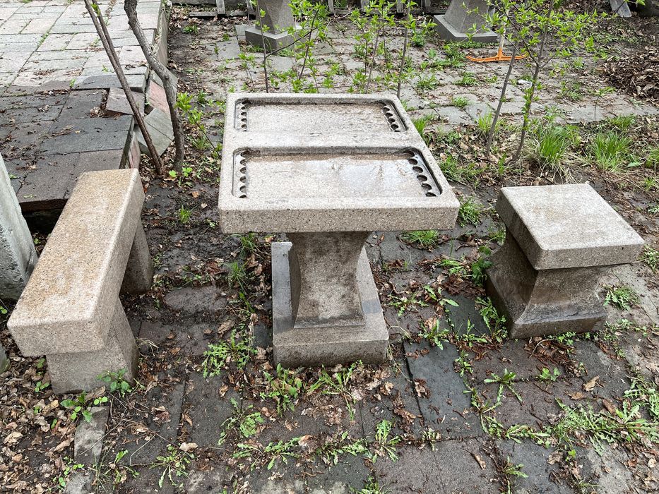 Нарды  из гранита (стол+стулья)