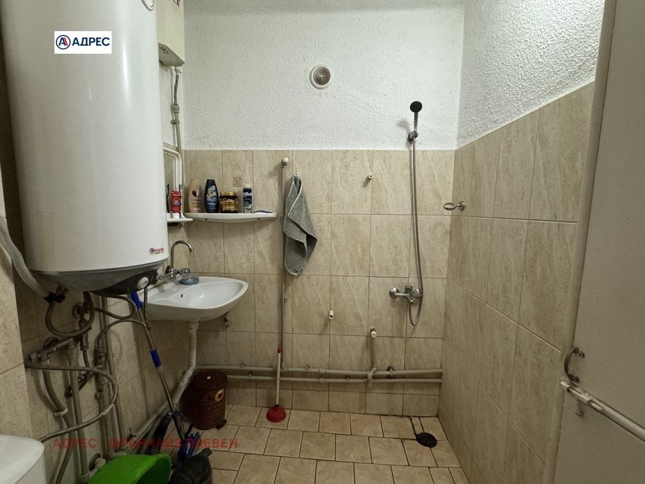 Продава се Къща в с. Старо село, Област Враца - 150 кв.м за 534 €/кв.м - Снимка #10