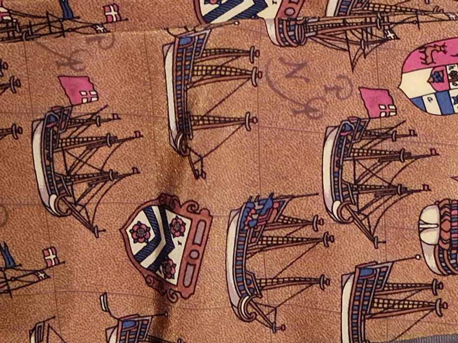 Нови Редки Модели Запечатани Стилни Вратовръзки за Различни Поводи