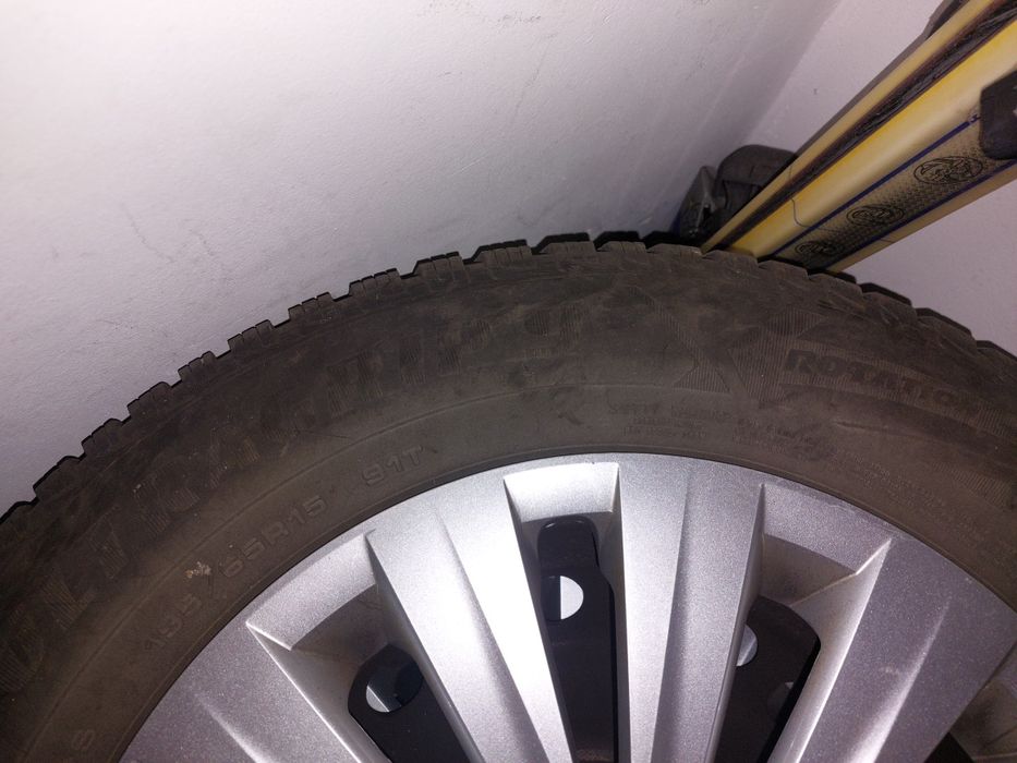 anvelope noi vara Goodyear Efficient R17