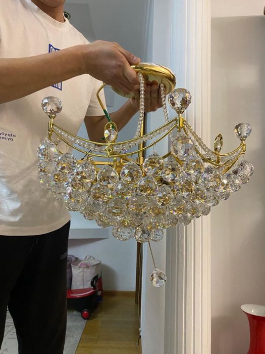 Большая люстра 2шт