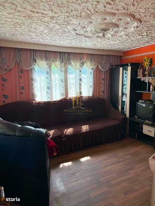 Casă P+E cu 6 camere de vânzare în Vama, Suceava – 72000