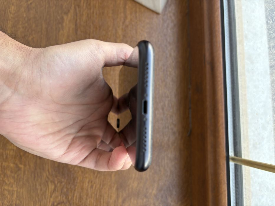 Продам Iphone Xr 64gb