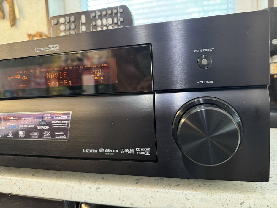 Yamaha RX-V3800 Качествен ресивър