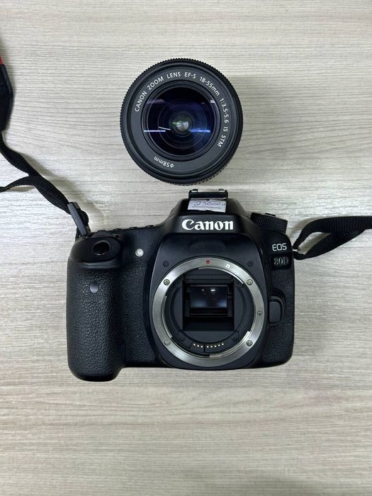 СРОЧНО Canon eos 80D