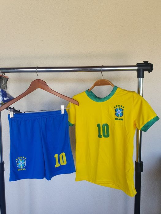 Vând compleu fotbal Neymar, Vini JR,Bellingham copii