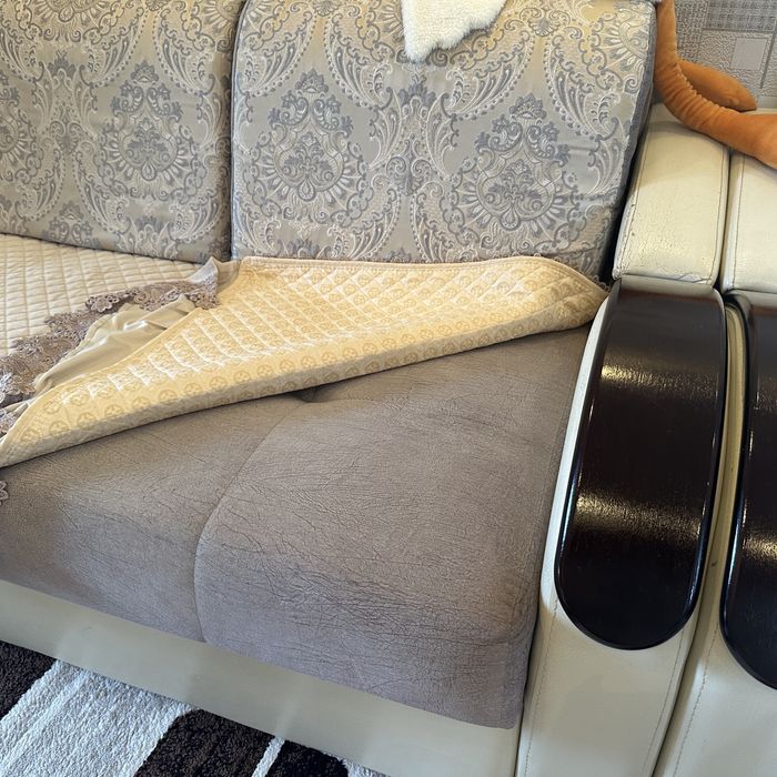 Продам диван с креслом