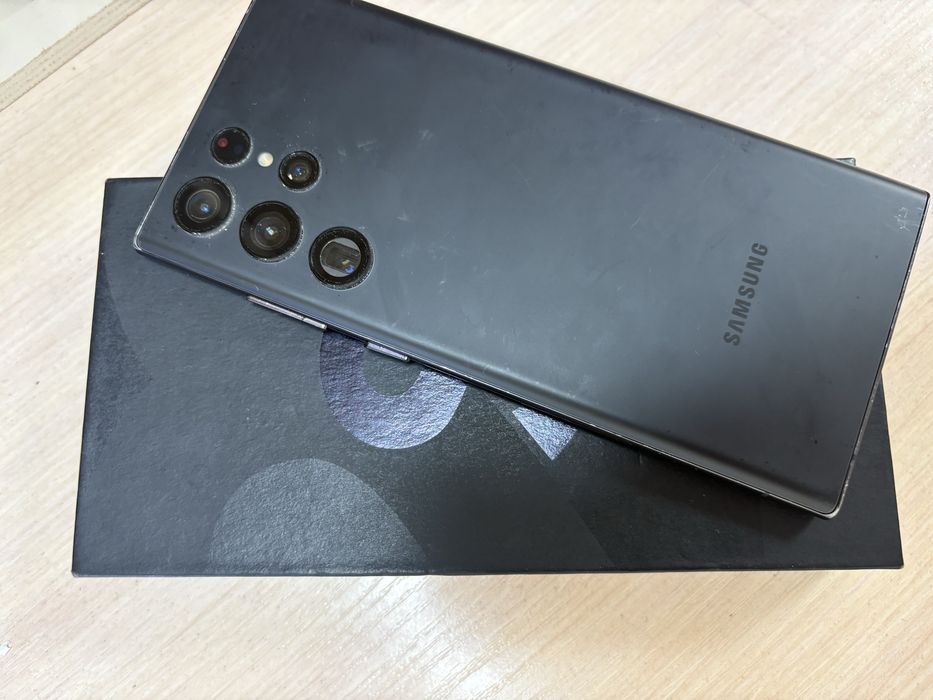 Продам samsung galaxy S22 ultra самсунг гелакси  256 гб без ремонта