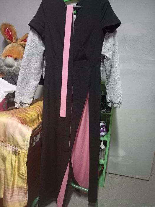 Разные платье. Недорого. Договоримся