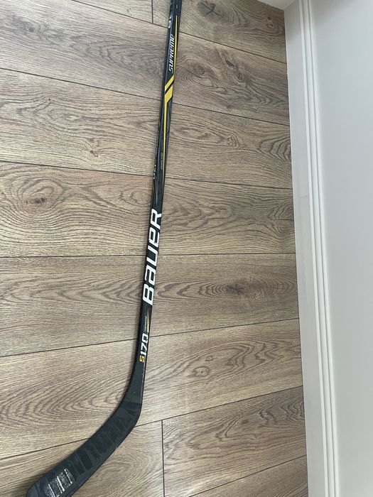 Продам  клюшку Bauer S 170