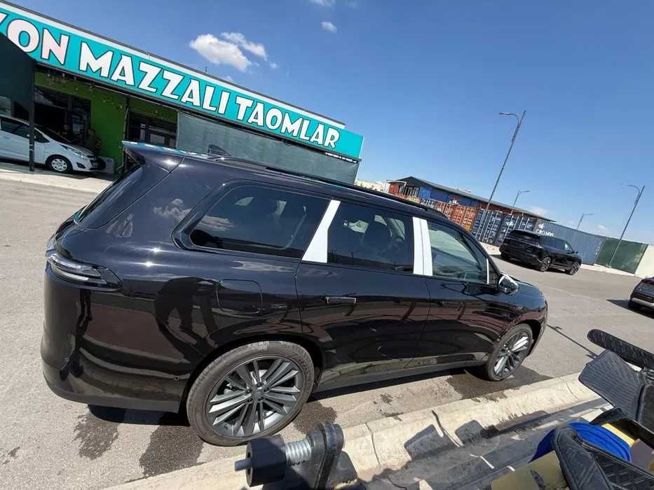 leapmotor c16 luxury lider