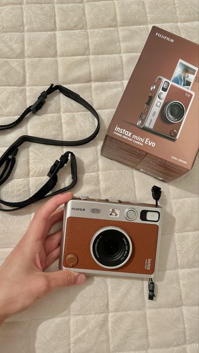 INSTAX mini evo новый