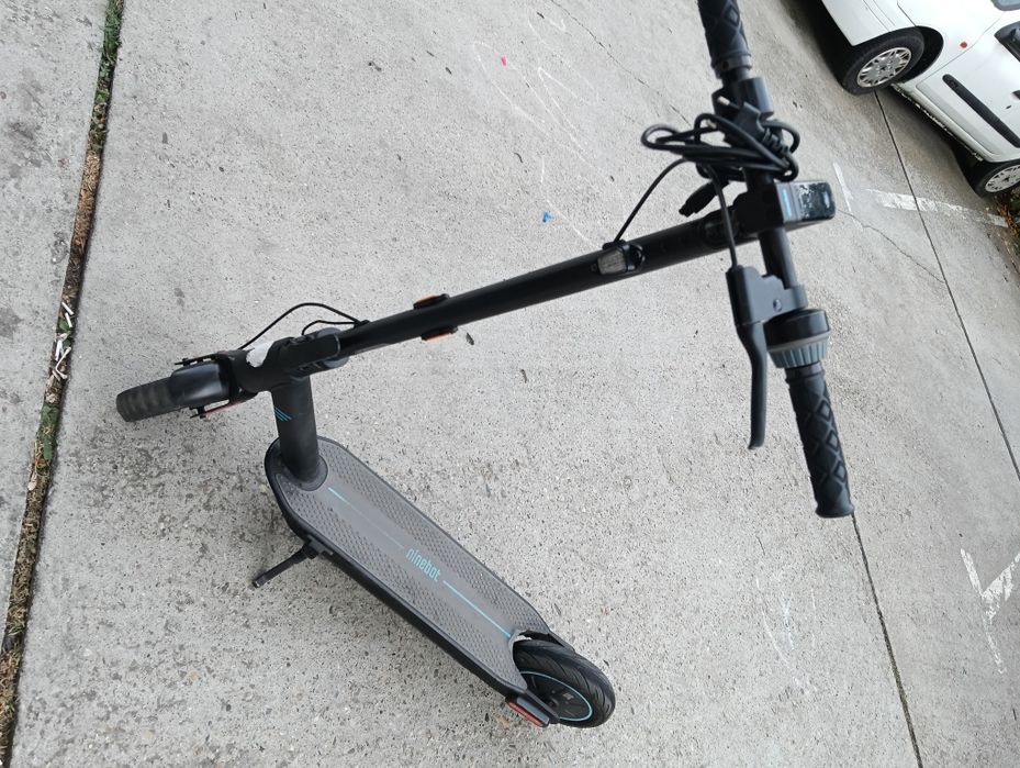 Trotineta electrica Ninebot KickScooter Max G30d II
