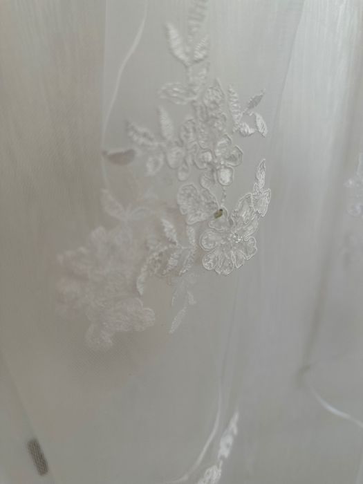 Булчинска рокля и воал