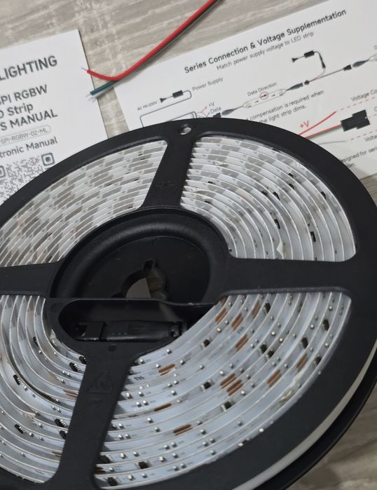 Bandă LED BTF-LIGHTING FCOB 5m RGBNW 896LEDs/m – RGBW, flexibilă