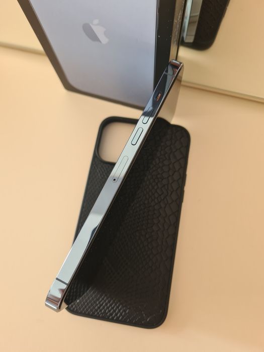 Продам IPhone 13 Pro Max