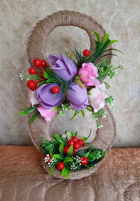 Сувенири "ОСМИЦИ" за 8-ми Март, ръчно направени.