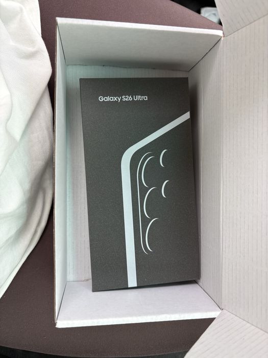 Samsung Galaxy S26 untra 256 GB violet с 36 месеца гаранция
