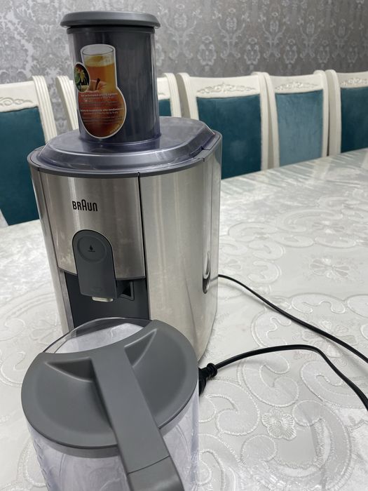 Соковыжымалка Braun J700
