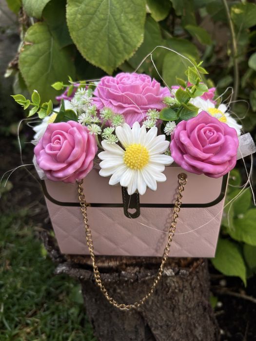 Букет от ароматни сапунени цветя