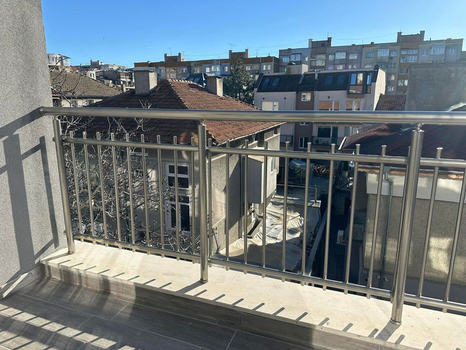 Алуминиеви и стъклени парапети Промоция