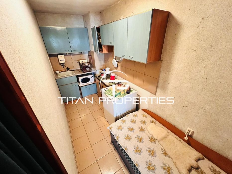 Дава се под наем Едностаен апартамент в Бургас, Възраждане - 38 кв.м за 199.41 € - Снимка #4