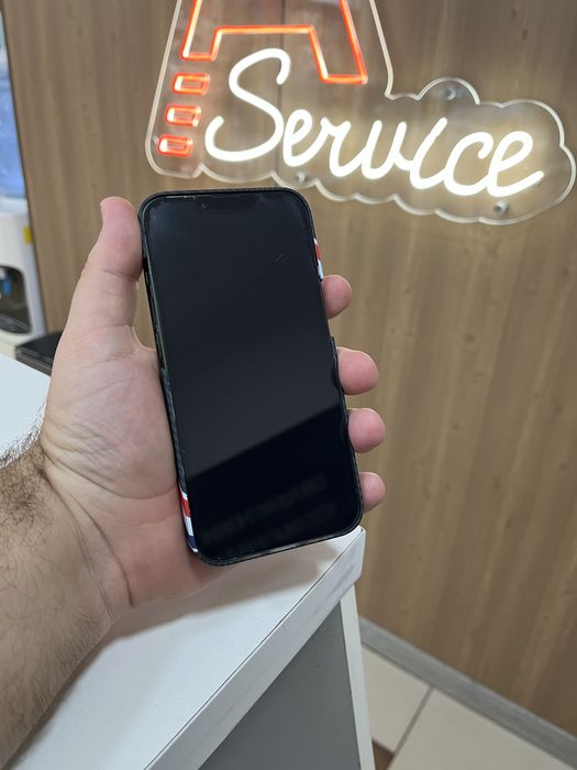 Iphone 13 256 GB в идеале.
