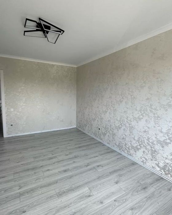 Обои жабыстыру,поклейка обоев.