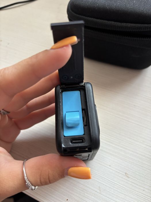 Екшън камера GoPro HERO9 Black - Пълен комплект с трипод GoPro Shorty и ПОДАРЪК