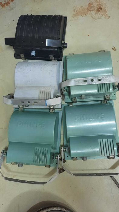 Proiector (6 buc) iodura metalica asimetric PHILIPS RVP351 1x250W IP65