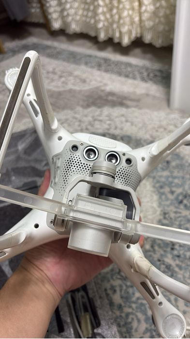 Продам dji phantom4