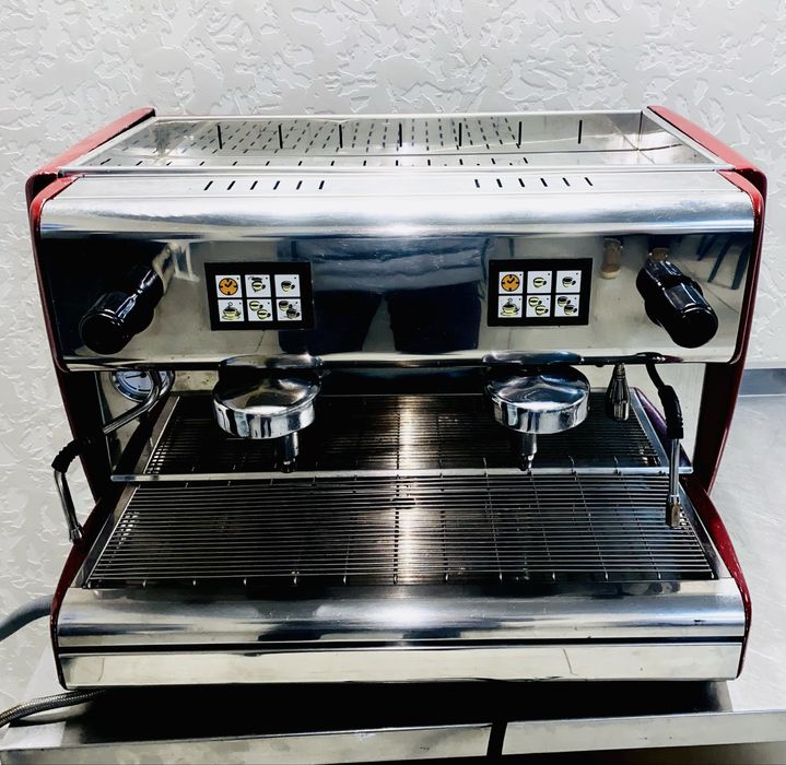 Срочно продам кофемашину