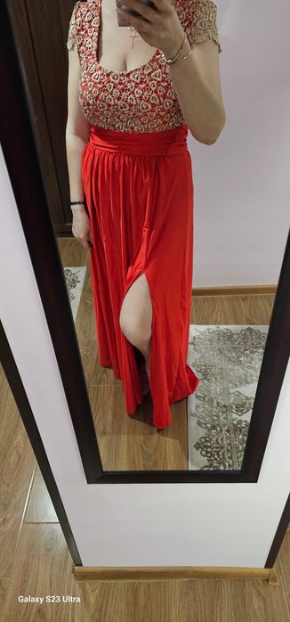 Rochie de seara rosie marimea L