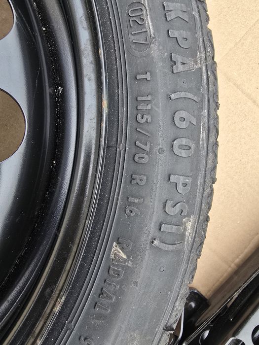 Резервна гума патерица и крик за Opel Astra J / K  / Опел Астра 5×105